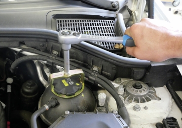 Preview: Gedore Automotive Klann KL-0120-602 Spezialschlüssel für Kühlwasserdeckel, BMW